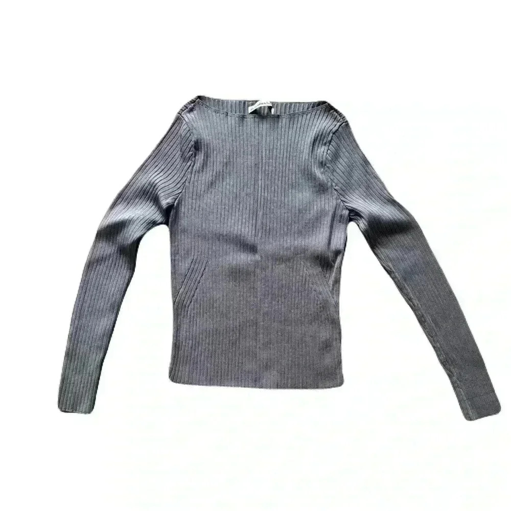 Women's Abercrombie and Fitch Gray Ribbed Long Sleeve Sweater Shirt Size Medium